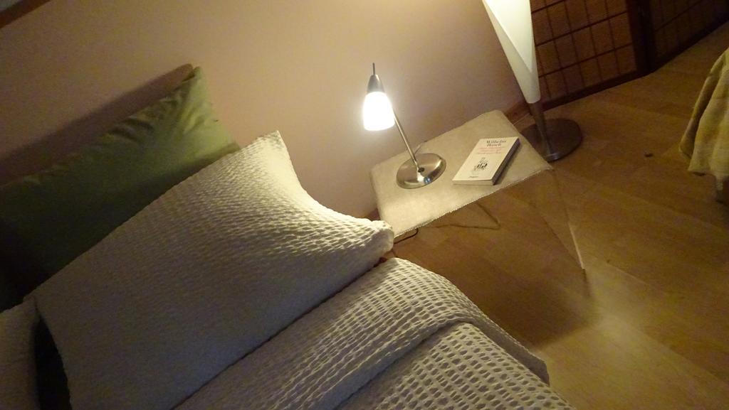 Guest Apartment Unterbach Düsseldorf Zimmer foto